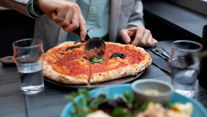 Pizza på restaurang D8